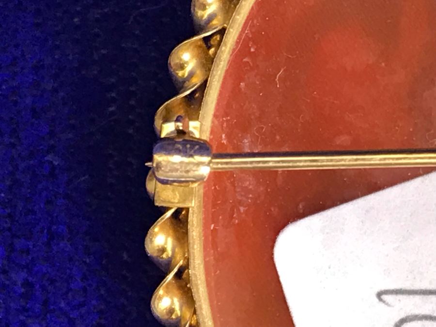 Antique 10K Gold Carved Shell Cameo Brooch Pin 6.4g 1.5” X 1.25” [Photo 15]