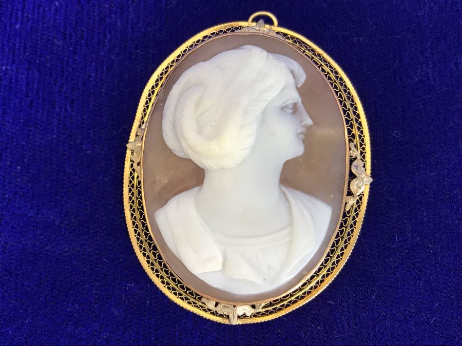 Antique 10K Gold Carved Shell Cameo Brooch Pin 12.4g 2” X 1.5” [Photo 4]