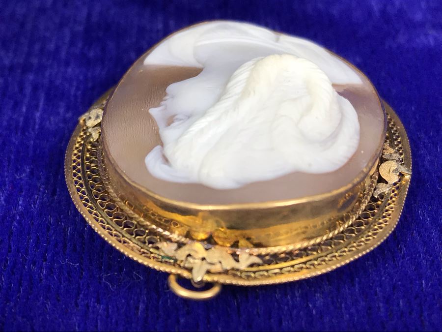 Antique 10K Gold Carved Shell Cameo Brooch Pin 12.4g 2” X 1.5” [Photo 9]