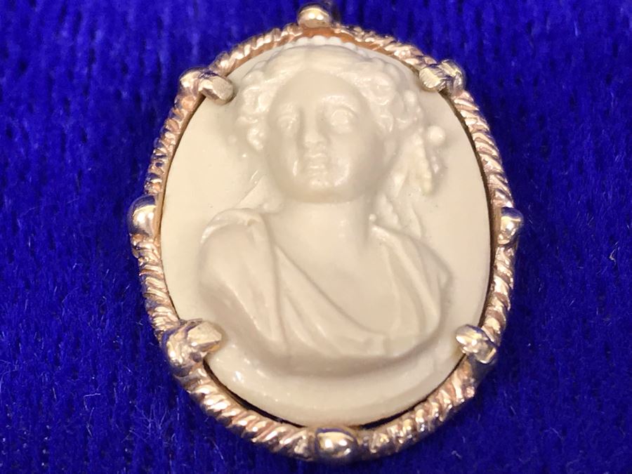 Antique 14K Gold Carved Lava Cameo Brooch Pin Pendant 6.5g 1” X 0.75” [Photo 6]
