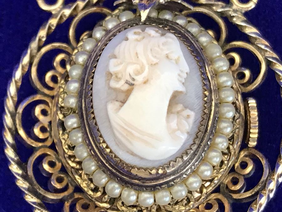 Vintage Brooch Pin Roamer 17 Jewels Watch And Carved Cameo [Photo 9]