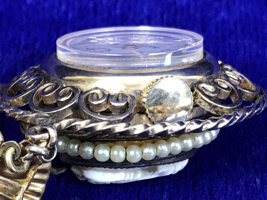 Vintage Brooch Pin Roamer 17 Jewels Watch And Carved Cameo [Photo 17]