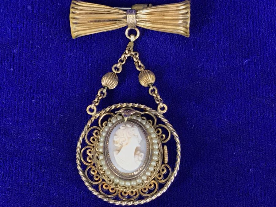 Vintage Brooch Pin Roamer 17 Jewels Watch And Carved Cameo [Photo 2]