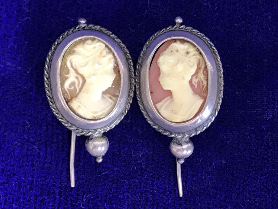 Antique Silver Carved Shell Cameo Earrings 4.8g [Photo 1]