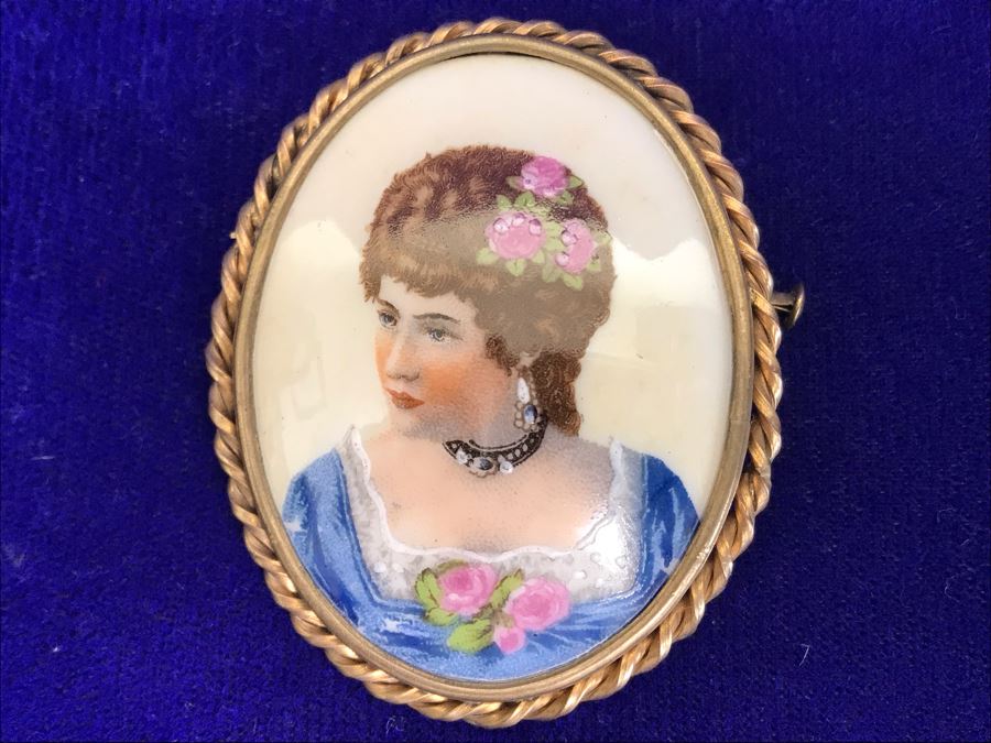 Vintage Viny Limoges France Hand Painted Porcelain Portrait Brooch Pin 2.25” X 1.75” [Photo 2]