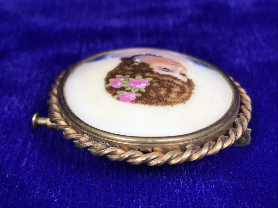 Vintage Viny Limoges France Hand Painted Porcelain Portrait Brooch Pin 2.25” X 1.75” [Photo 12]