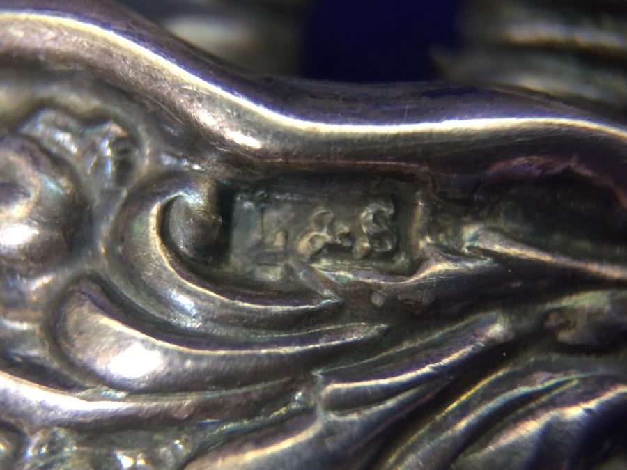 Antique 1900 Victorian Sterling Silver Chatelaine Sewing Kit Belt With Scissors, Thimble, Needle Case Holder, Pin Cushion And Buttonhook Signed L & S 106.9g [Photo 30]