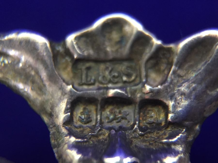 Antique 1900 Victorian Sterling Silver Chatelaine Sewing Kit Belt With Scissors, Thimble, Needle Case Holder, Pin Cushion And Buttonhook Signed L & S 106.9g [Photo 38]