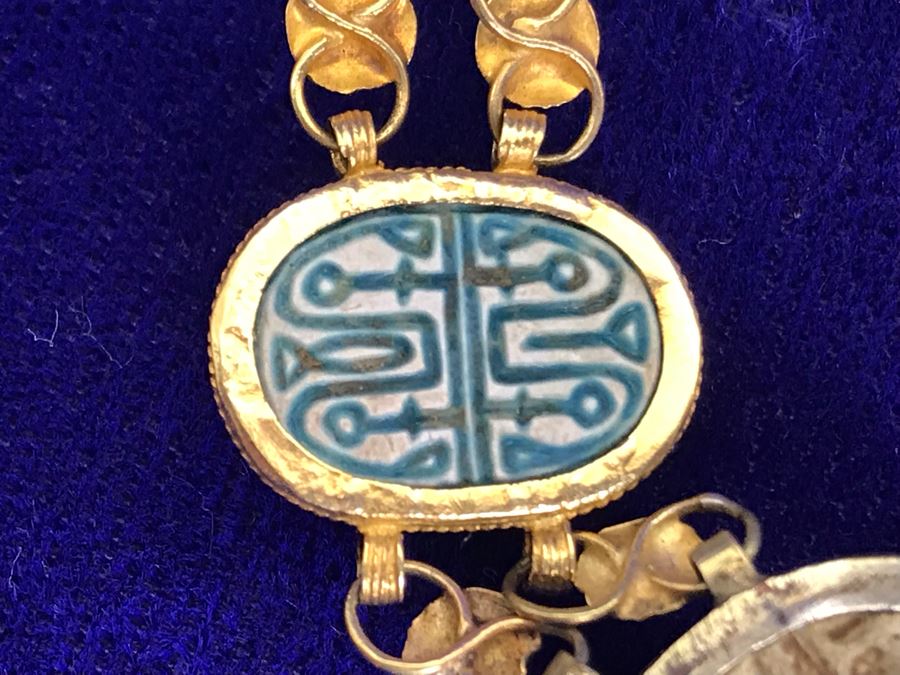 Vintage Carved Stone Egyptian Scarab Bracelet [Photo 13]