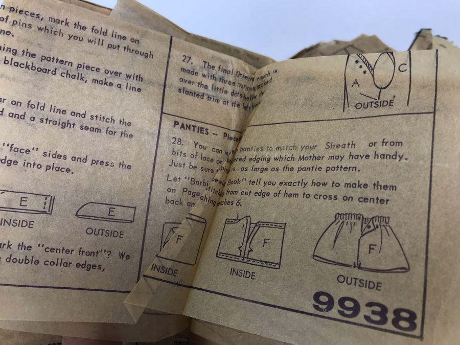 Vintage 1961 Mattel Barbie Teenage Fashion Doll Patterns - See Photos [Photo 17]