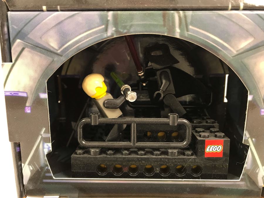 Vintage 1999 Rare LEGO Exclusive Promotional Piece Introducing Star Wars LEGO Line [Photo 2]