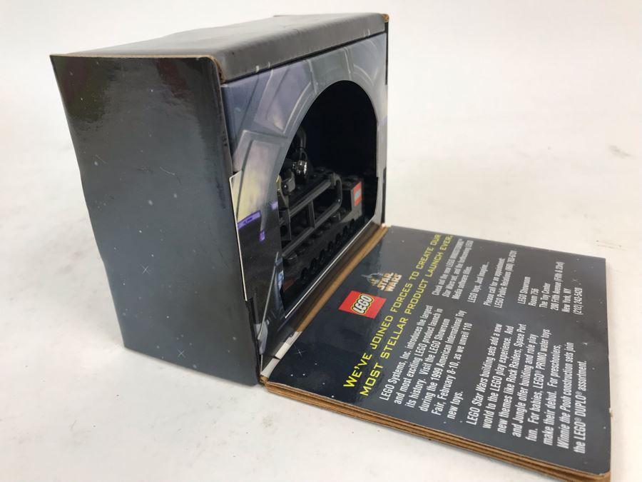 Vintage 1999 Rare LEGO Exclusive Promotional Piece Introducing Star Wars LEGO Line [Photo 5]