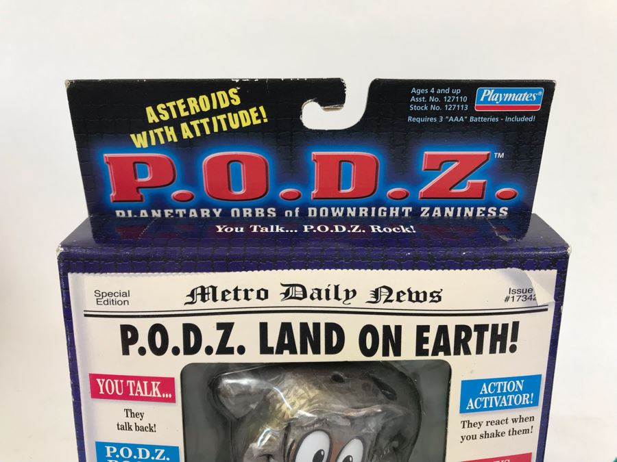 New In Box Playmates P.O.D.Z. And Vintage 1983 Gumby Plush Doll [Photo 4]