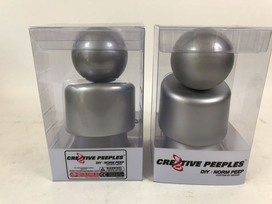 Pair Of 2004 Silver Cre8tive Peeples DIY Norm Peep Custom By Design Vinyl Figures By By George! [Photo 4]