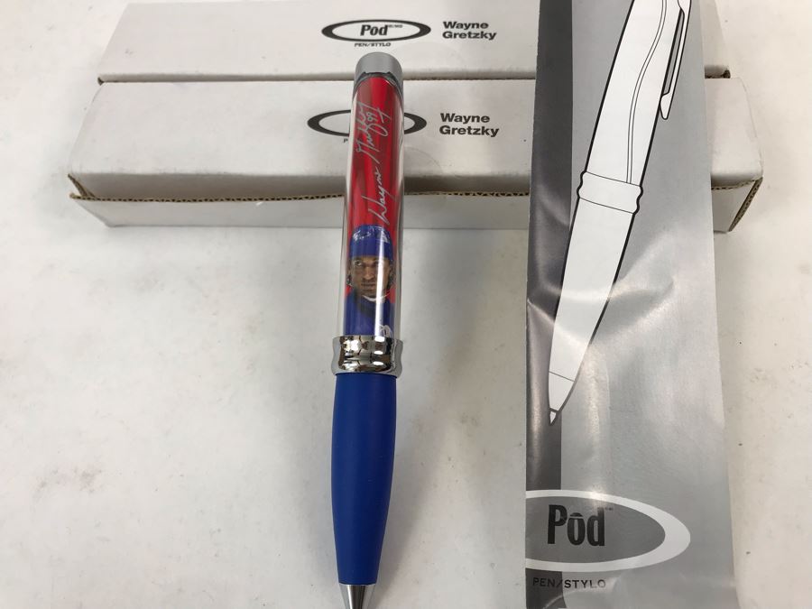 Pair Of Limited Edition Wayne Gretzky Pod Pens