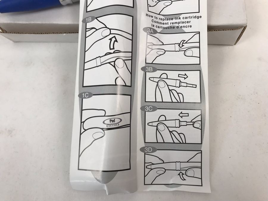 Pair Of Limited Edition Wayne Gretzky Pod Pens [Photo 8]