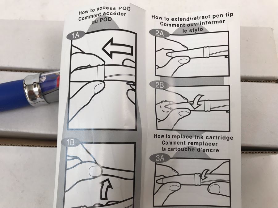 Pair Of Limited Edition Wayne Gretzky Pod Pens [Photo 7]