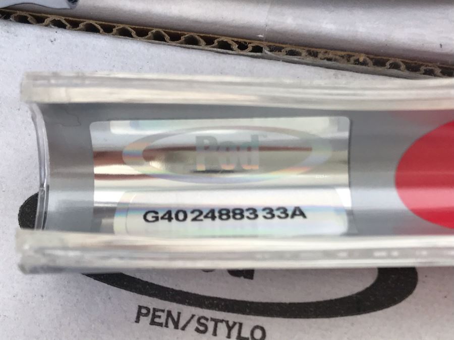 Pair Of Limited Edition Wayne Gretzky Pod Pens [Photo 10]