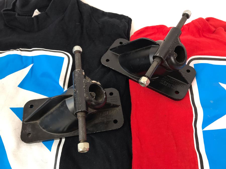 Pair Of Vintage Early Magnum Hi Energy Skateboard Trucks And Vintage Magnum Skateboard T-Shirts [Photo 2]