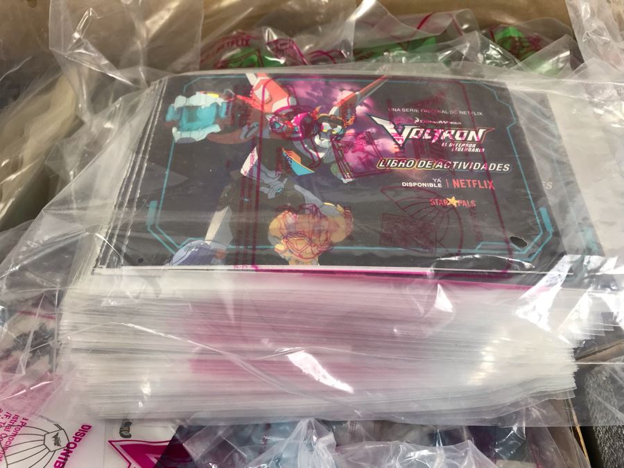 Box Loaded With Carl's Jr Voltron Mexico TV Show Promotional Happy Meal Toys - See Photos [Photo 14]