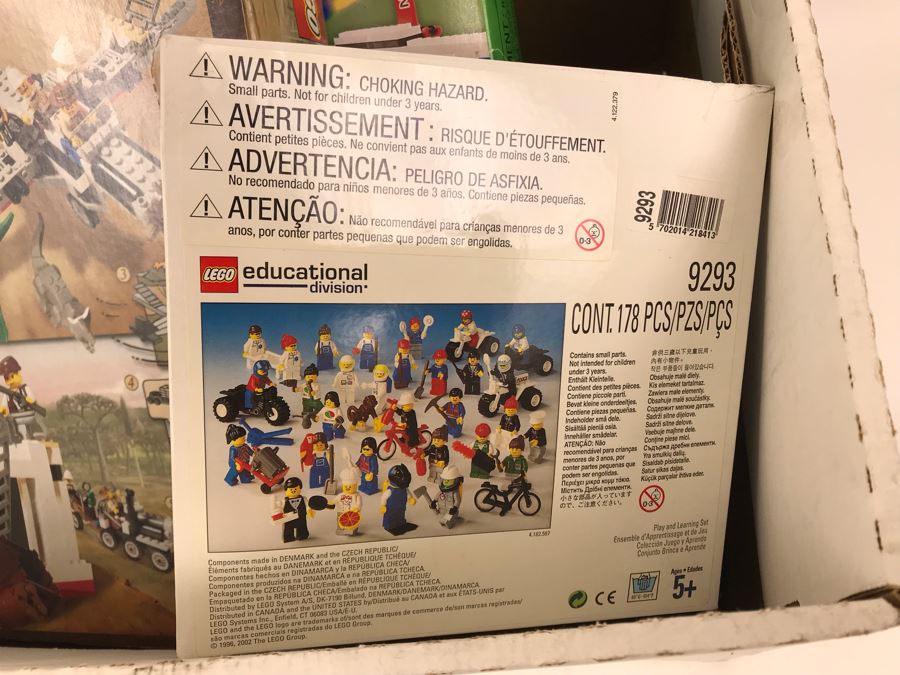 Box Filled With Various Opened LEGO Kits And Legoland Bag - Not Sure If Kits Are Complete - For Parts [Photo 7]