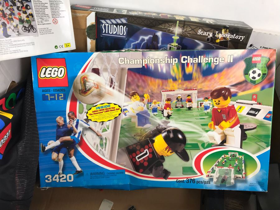 Box Filled With Various Opened LEGO Kits And Legoland Bag - Not Sure If Kits Are Complete - For Parts [Photo 10]