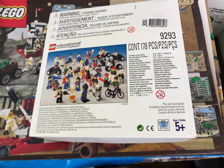 Box Filled With Various Opened LEGO Kits And Legoland Bag - Not Sure If Kits Are Complete - For Parts [Photo 17]
