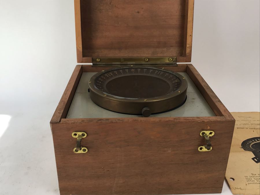 Vintage 1942 WWII Era Bendix Aviation Corporation Pioneer Instrument Navigation Compass - Long Period Bureau Of Aeronautics, U.S. NAVY Aircraft Compass With Wooden Case Box And Manual [Photo 6]