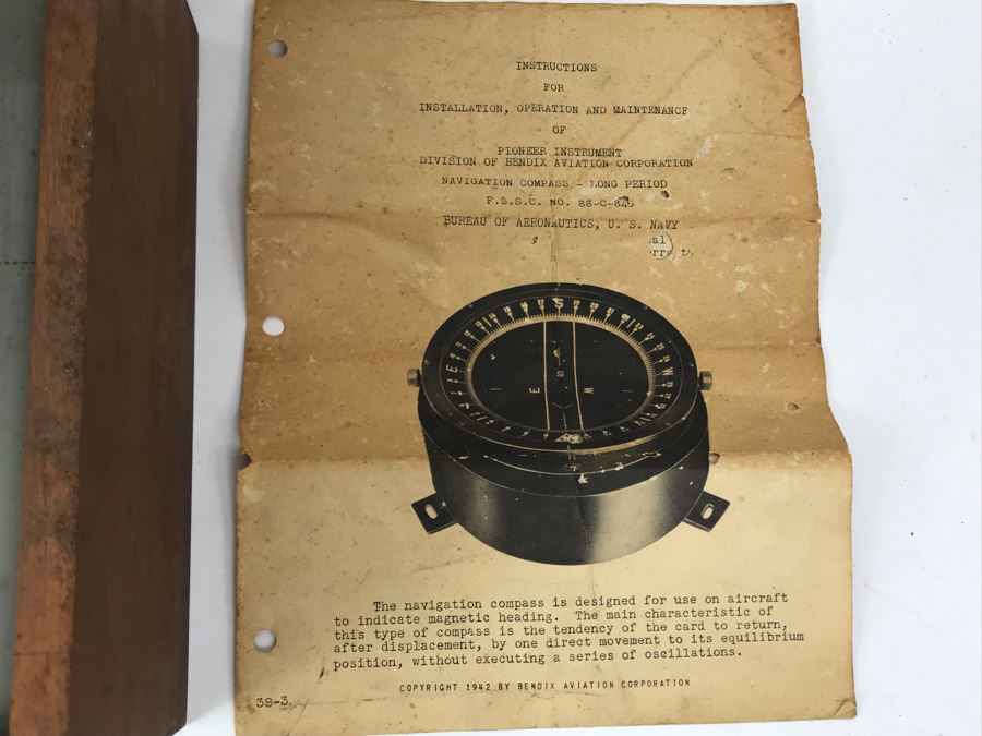 Vintage 1942 WWII Era Bendix Aviation Corporation Pioneer Instrument Navigation Compass - Long Period Bureau Of Aeronautics, U.S. NAVY Aircraft Compass With Wooden Case Box And Manual [Photo 7]