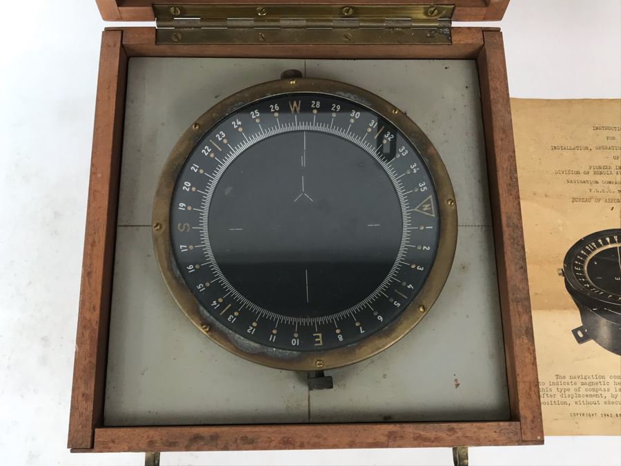 Vintage 1942 WWII Era Bendix Aviation Corporation Pioneer Instrument Navigation Compass - Long Period Bureau Of Aeronautics, U.S. NAVY Aircraft Compass With Wooden Case Box And Manual [Photo 2]
