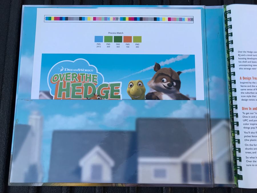2006 Dreamworks Over The Hedge Movie Trade Book Graphic Animation Treatment Book Cells [Photo 4]