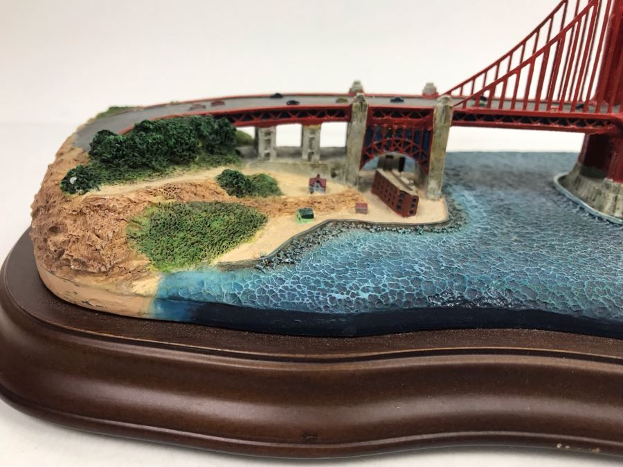The Danbury Mint The Golden Gate Bridge San Francisco, California Sculpture Figurine With Box [Photo 4]