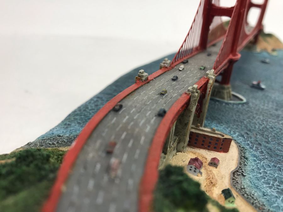 The Danbury Mint The Golden Gate Bridge San Francisco, California Sculpture Figurine With Box [Photo 8]