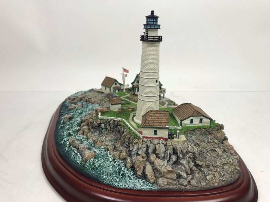 The Danbury Mint Boston Light Lighthouse Sculpture Figurine With Box [Photo 10]