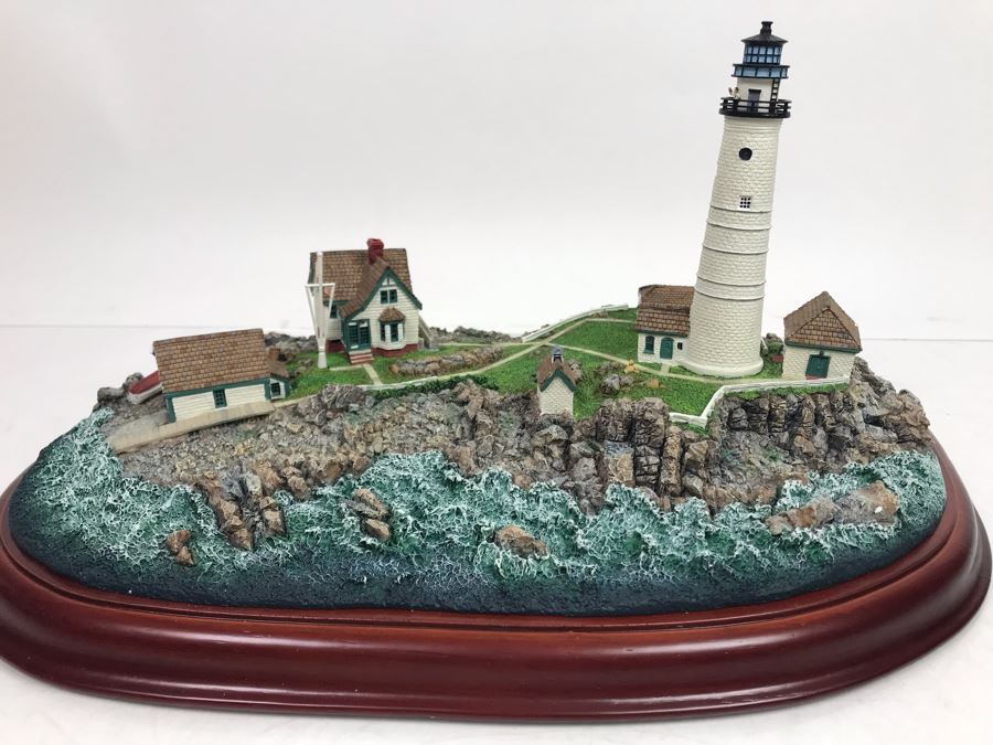 The Danbury Mint Boston Light Lighthouse Sculpture Figurine With Box [Photo 1]