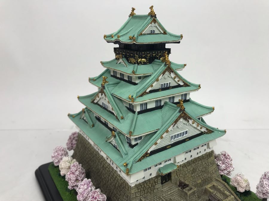 The Danbury Mint Osaka Castle Osaka, Japan With Box