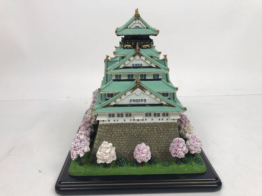 The Danbury Mint Osaka Castle Osaka, Japan With Box [Photo 9]