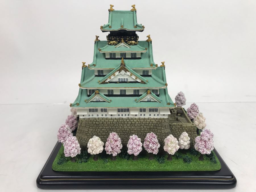 The Danbury Mint Osaka Castle Osaka, Japan With Box [Photo 8]