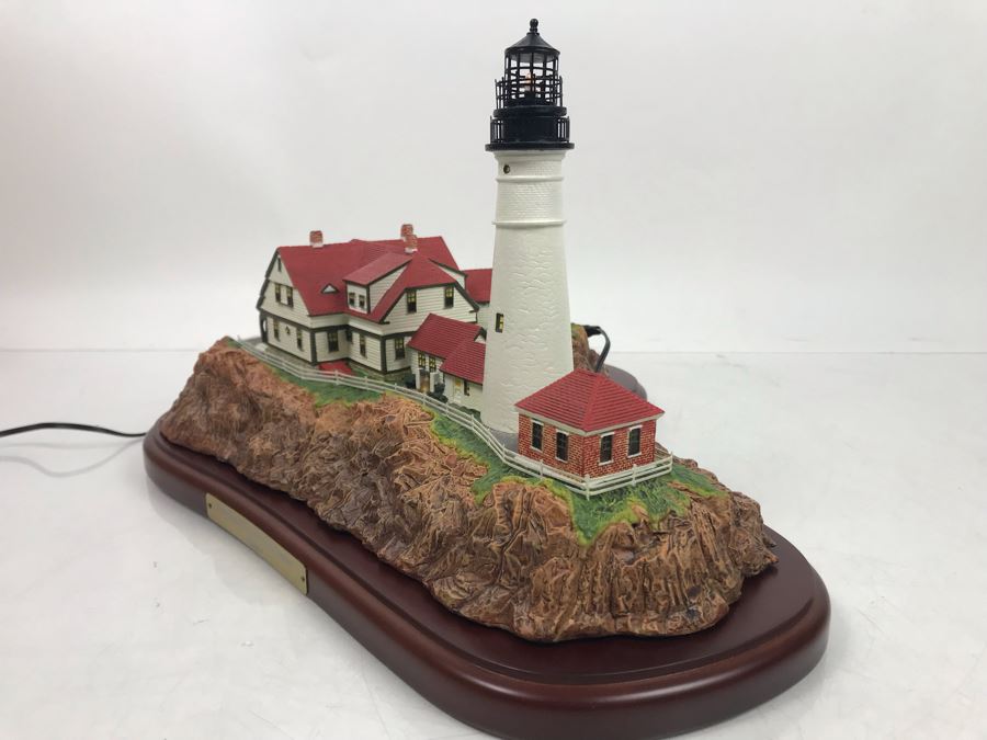 The Danbury Mint Portland Head Lighthouse Maine Collection Great American Lighthouses With Box [Photo 8]