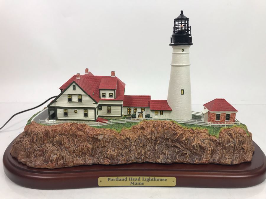 The Danbury Mint Portland Head Lighthouse Maine Collection Great American Lighthouses With Box [Photo 2]