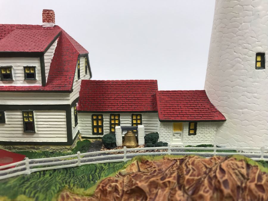 The Danbury Mint Portland Head Lighthouse Maine Collection Great American Lighthouses With Box [Photo 6]