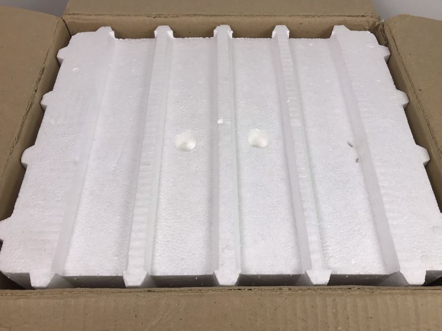 The Danbury Mint Fisherman's Cove By Colin Gough With Box [Photo 25]