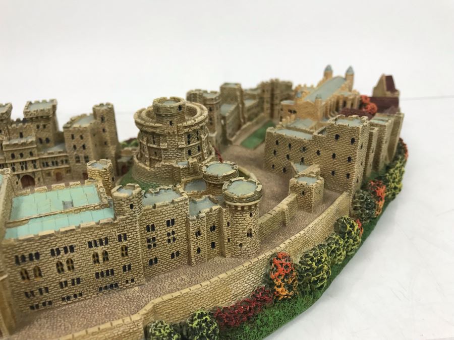The Danbury Mint Windsor Castle Collection Castles Of The British Monarchy With Box [Photo 13]