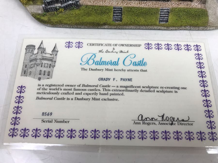 The Danbury Mint Balmoral Castle One Of Queen's Private Residences Collection The Royal Residences Of The British Monarchy With Box [Photo 17]