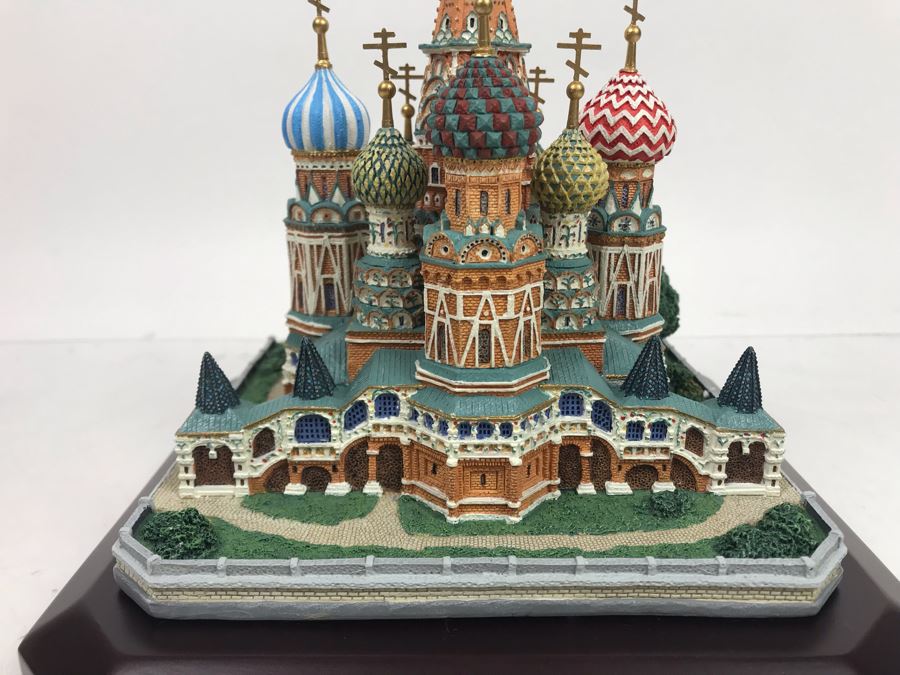 The Danbury Mint St. Basil's Cathedral Moscow, Russia Collection Wonders Of Russia With Box [Photo 2]