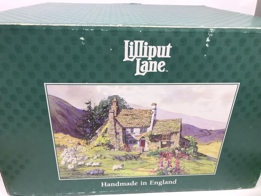 Large Lilliput Lane Limited Edition 'Out Of The Storm' Sculpture Figurine With Box Handmade In England Limited To 3,000 Retailed Over $2,000 [Photo 25]