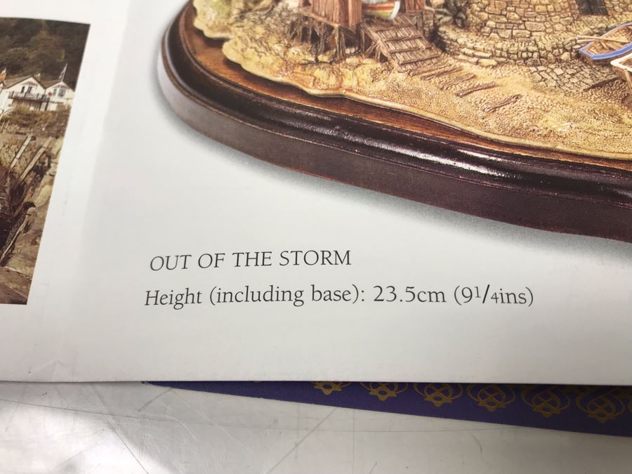 Large Lilliput Lane Limited Edition 'Out Of The Storm' Sculpture Figurine With Box Handmade In England Limited To 3,000 Retailed Over $2,000 [Photo 19]
