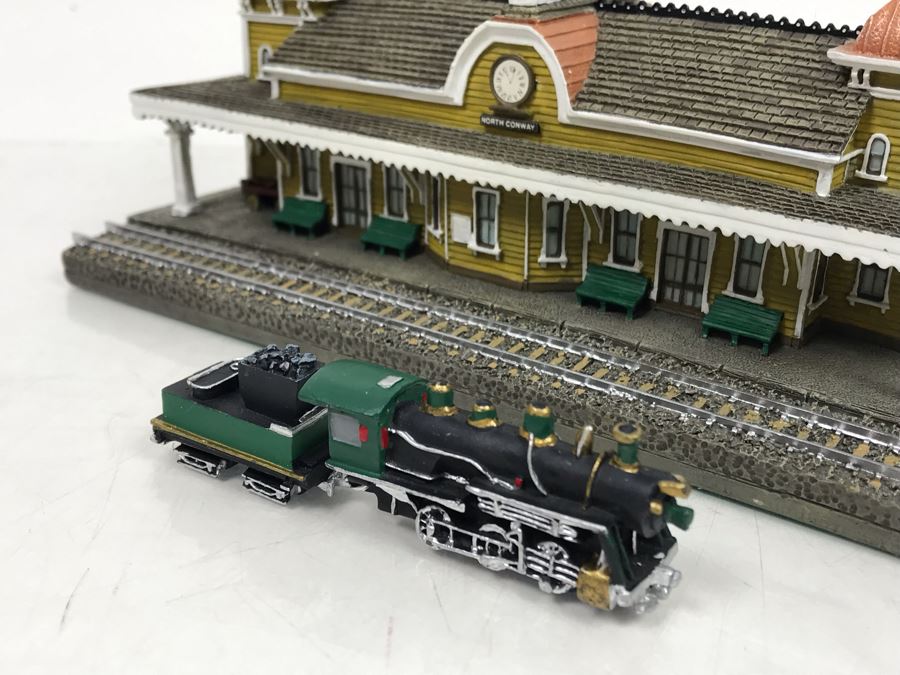 1993 The Danbury Mint The North Conway Railroad Station America's Historic Railroad Stations With Box [Photo 9]