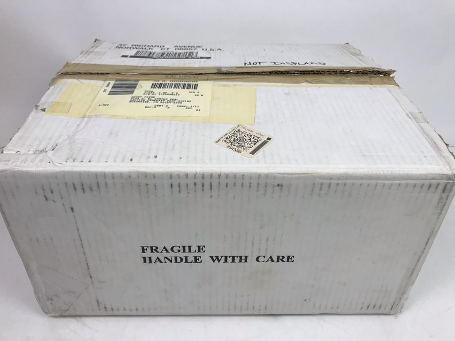 The Danbury Mint Kensington Palace London, England Home Of Princess Diana With Box [Photo 13]