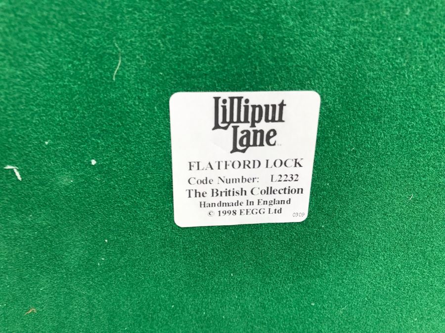 Vintage 1998 Lilliput Lane 'Flatford Lock' Sculpture Figurine With Box [Photo 10]